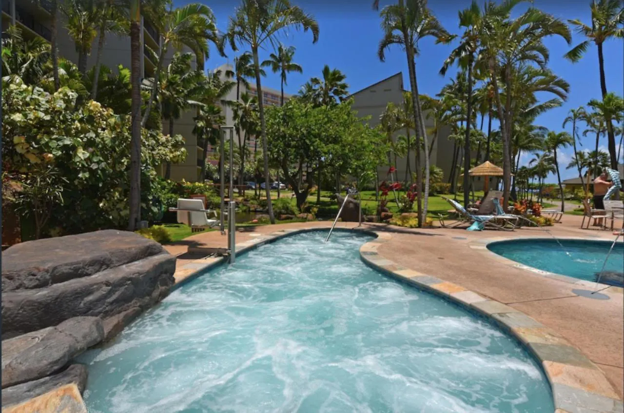 Apartment Ocean View Condo With Private Balcony On 4Th Floor Lahaina