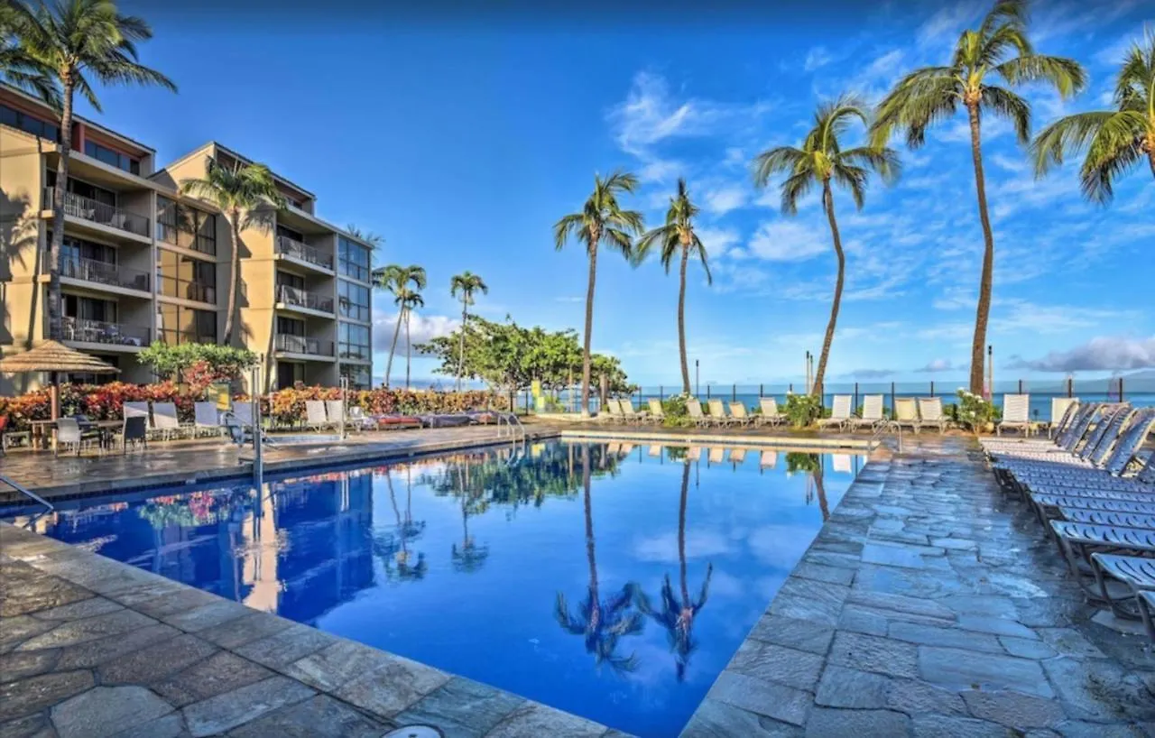 Apartment Ocean View Condo With Private Balcony On 4Th Floor Lahaina